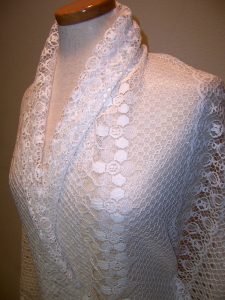4yds-CHARMING-WHITE-COTTON-BLEND-LACE-INTERESTING-BANDS-COMPLEX-LACY-PATTERNS-2