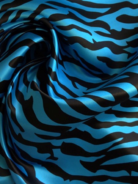 3yd-DAZZLING-BLACK-BLUE-ZEBRA-PRINT-PURE-SILK-ITALIAN-DUCHESSE-SATIN-FIRM-HAND-3