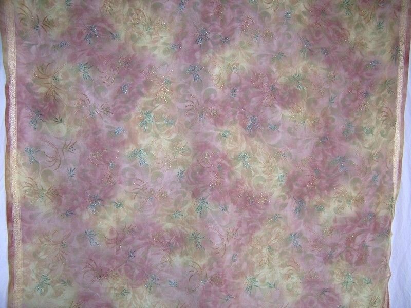 4.5yds-DAZZLING-FABRIC-SOFT-GREEN-ROSE-PRINT-W-GREEN-GOLD-GLITTER-ACCENT-DESIGN-2