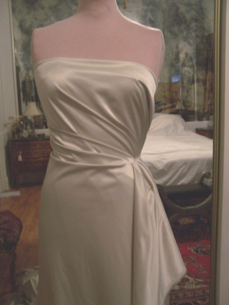4yds-LIGHT-CHAMPAGNE-GLOWING-SOFT-MICROFIBER-HEAVY-SATIN-FABRIC-GOWNS-PANTS-JKT-5