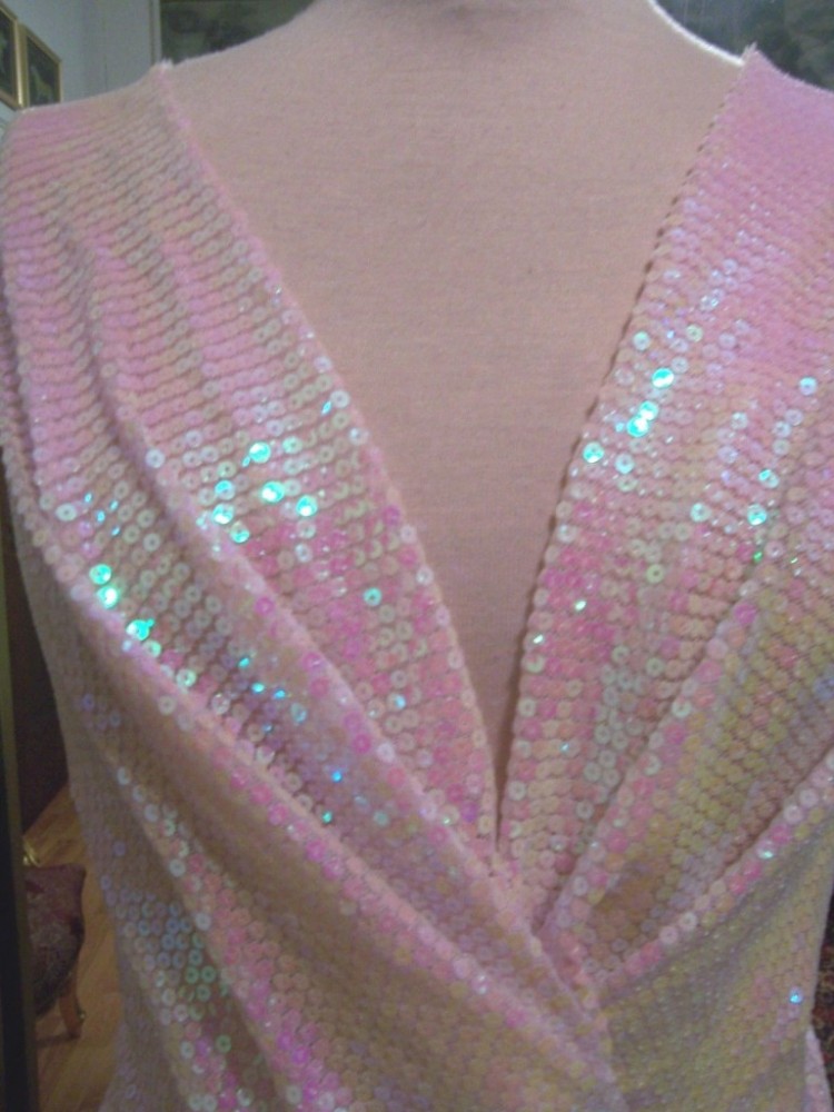 5yds-SHEER-STRETCH-PALE-PINK-MESH-FABRIC-COVERED-IN-IRIDESCENT-PINK-MINI-SEQUINS-4