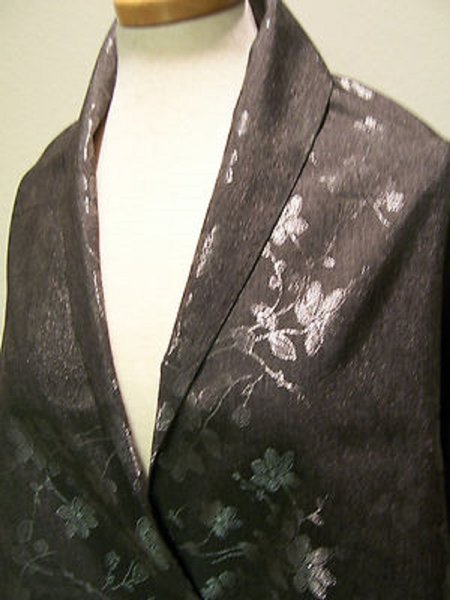 DESIGNER-FABRIC-CHARCOAL-GREY-SHIMMERY-FLORAL-BROCADE-3Yd-1