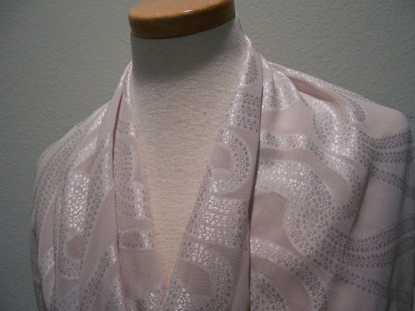 DESIGNER-JACQUARD-GORGEOUS-LIGHT-BEIGE-VISCOSE-FABRIC-COVERED-IN-SCROLLS-3.88-YD