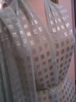 PRETTY-DESIGNER-FABRIC-MINT-SHEER-CHIFFON-METALLIC-GOLD-ACCENTS-SATIN-SQUARES-6y-6