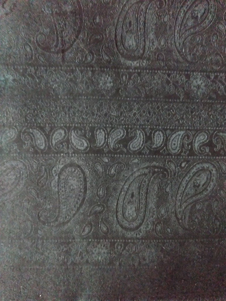 24-x-44-BLK-SILK-PAISLEY-JAQUARD-2