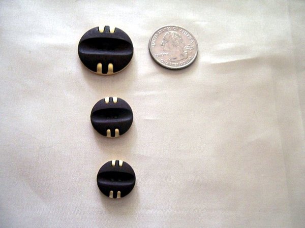 3 RICH BROWN ROUND 5/8" BUTTONS WITH UNDERSTATED GOLD ACCENT COLOR