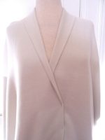 3.5yds-VISCOSE-SMALL-TEXTURED-SELF-WEAVE-OFF-WHITE-SUIT-WEIGHT-FABRIC-1