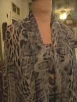 5yd-CHIC-GREY-BLACK-WHITE-ANIMAL-PRINT-GEORGETTE-CHIFFON-FABRIC-SEMI-SHEER-6