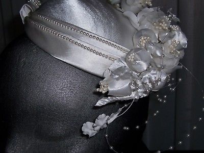 GORGEOUS-BRIDAL-HEADPIECE-OFF-WHITE-SATN-PILLBOX-ACCENTED-W-ROSES-PEARLS-3