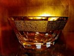 MAGNIFICENT-DAZZLING-CLEAR-HUGE-MOSER-CRYSTAL-BOWL-GOLD-ETCHED-AMAZONIA-BORDER-3