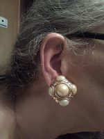 VINTAGE CLIP EARRINGS FAUX PEARL CLUSTER IN SQUARISH GOLDTONE BUTTON STYLE