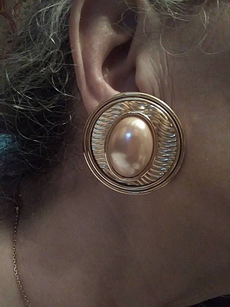 VINTAGE CLIP GOLDTONE EARRINGS W/ FAUX MABE PEARL GUILLOCHE TYPE SURROUND