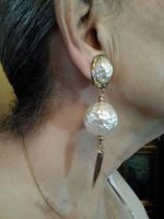VINTAGE CLIP GOLD EARRINGS TEXTURED PEARLS WITH GOLD DANGLE BELOW
