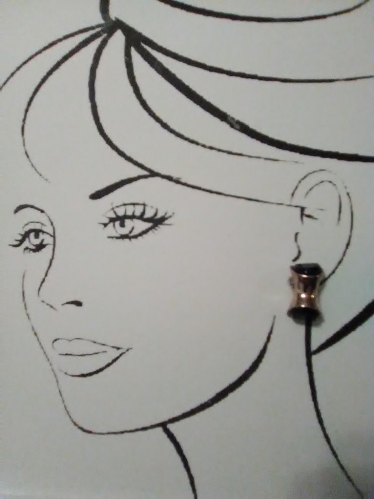 VINTAGE FASHION CLIP EARRINGS GOLDEN BAR W/ FACETTED BLACK GEMS