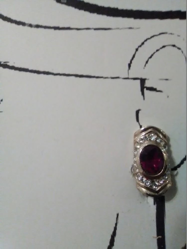 VINTAGE FASHION CLIP EARRINGS GOLDEN CURVED BAR PAVE W/ RED FAUX RUBY