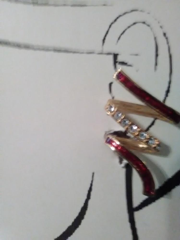 VINTAGE FASHION CLIP EARRINGS GOLDEN SCRIBLE W/ RED GUILLOCHE RHINESTONE ACCENT