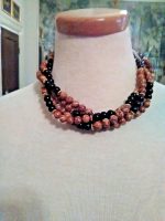 VINTAGE-6-ROW-TORSADE-CHOKER-NECKLACE-MOTTLED-BROWN-BLACK-BEADS-GOLDEN-CLASP-1