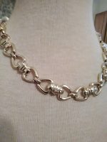 VINTAGE-CHAIN-NECKLACE-GOLDEN-FINISH-STIRRUPS-SHAPE-LINKS-2