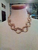 VINTAGE-CHOKER-NECKLACE-GOLDEN-FINISH-TEARDROP-SHAPE-LINKS-DROP-EARRINGS-2
