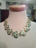 VINTAGE-GOLDEN-CHOKER-NECKLACE-TRIPLE-SWIRL-LINKS-ENAMELLED-IN-TEAL-2