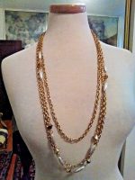 VINTAGE-GOLDEN-NECKLACE-3-ROW-CHAINS-PEARL-ACCENT-1