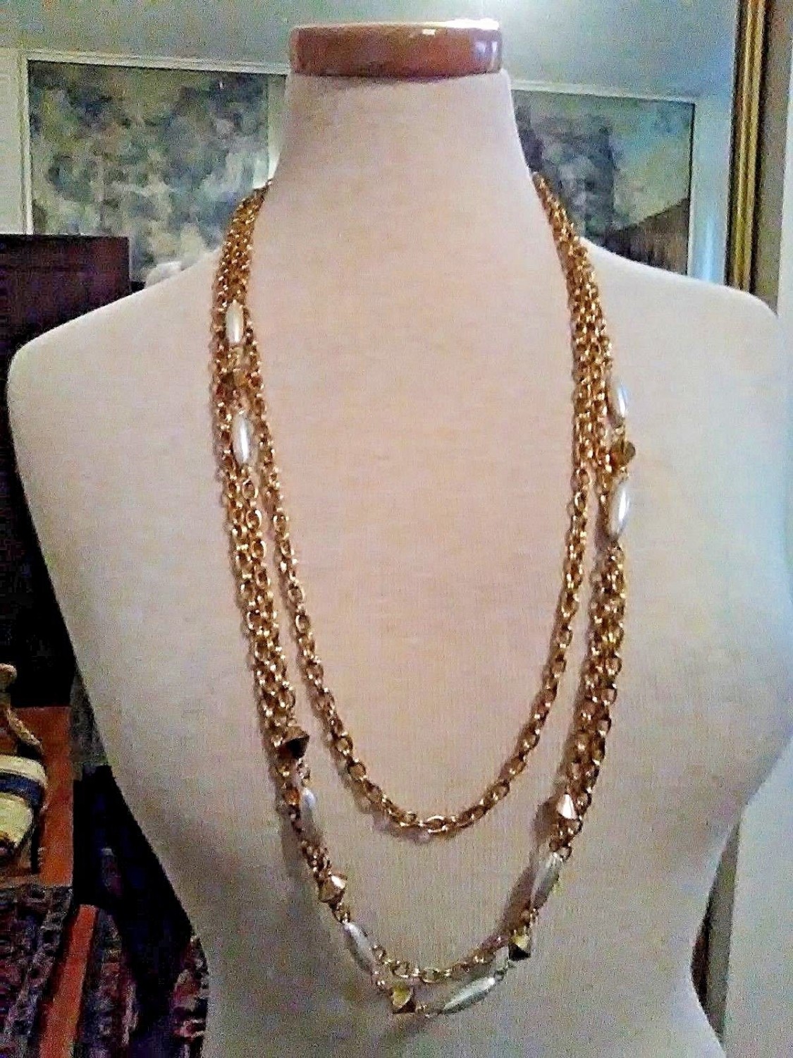 VINTAGE-GOLDEN-NECKLACE-3-ROW-CHAINS-PEARL-ACCENT-1